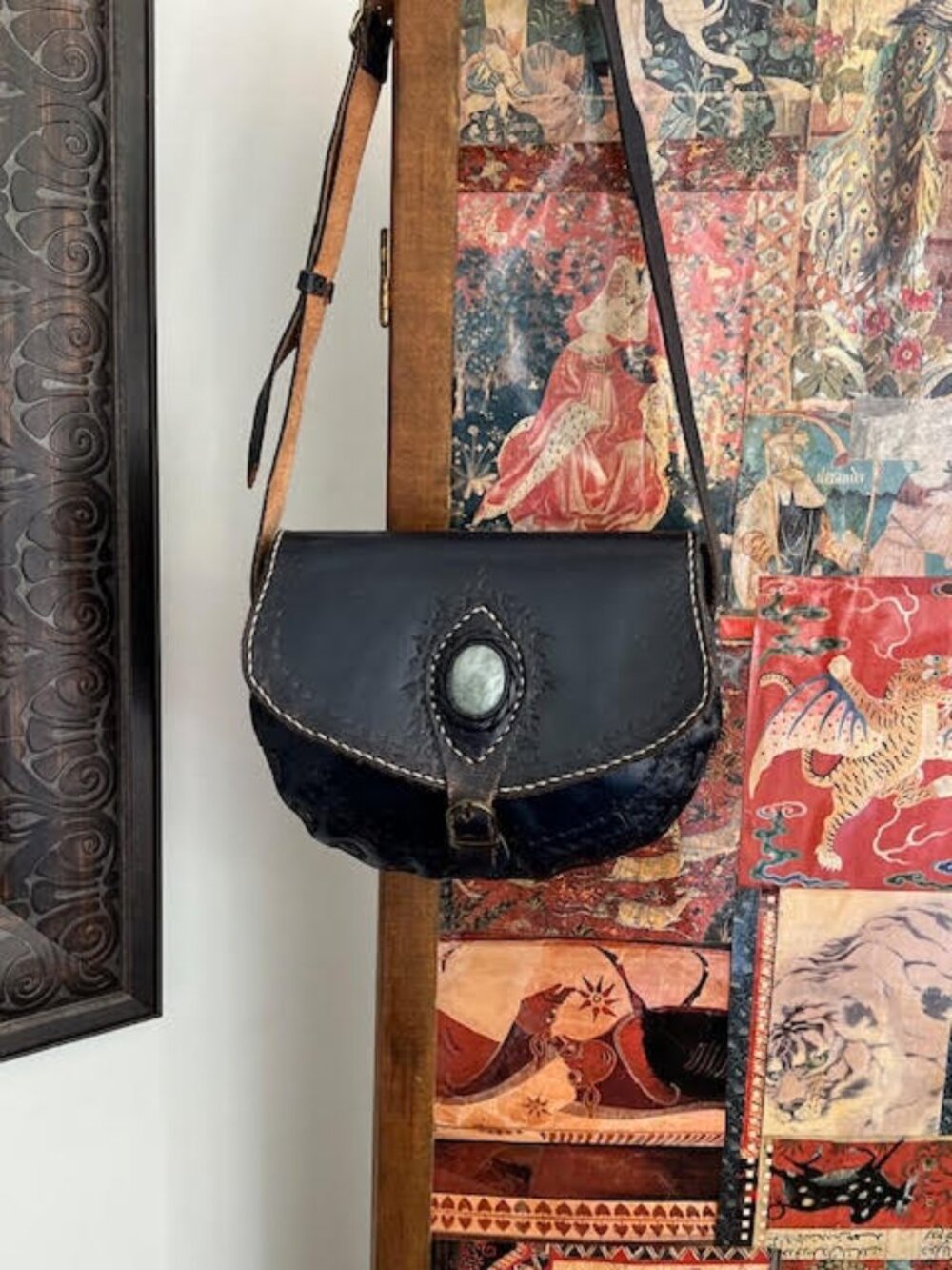 Hand-Painted Tooled Leather Bag with Semi-precious Inlaid Cabochon - Picture 4 of 10